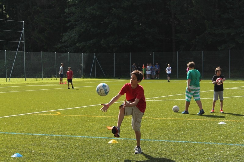Village Camps International Summer Camp Leysin, Switzerland 2025-08-09 https://www.villagecamps.com/journals_admin/images/685-23-pitch (24).jpg
